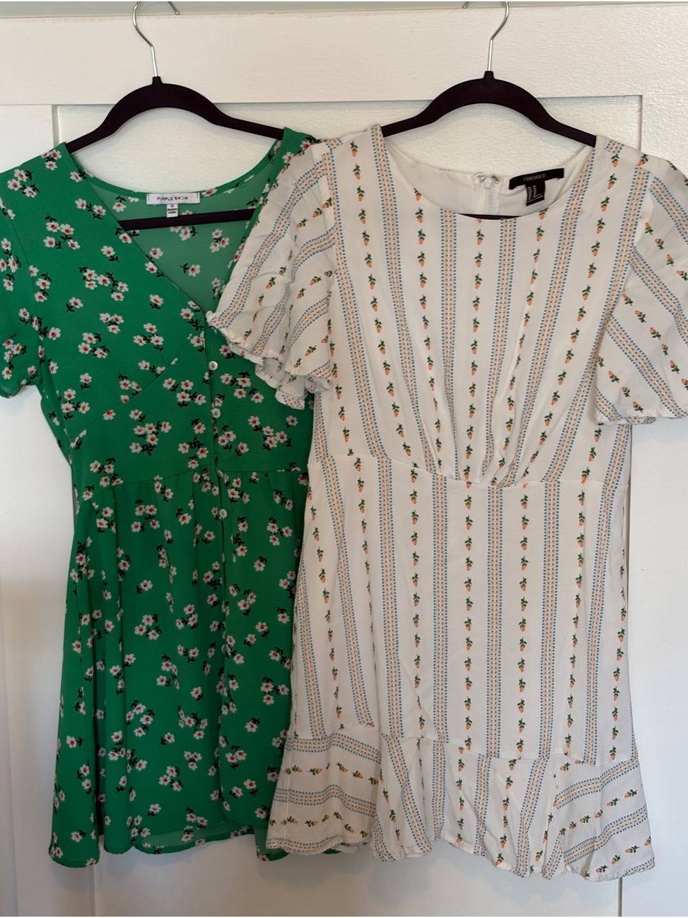 Women's Small Dress Bundle | Forever 21 & Purple Snow Floral Dresses